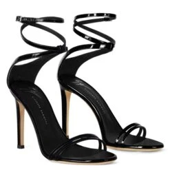 CATIA-Black-Sandals -Giuseppe Zanotti Shop E000040018 C 1