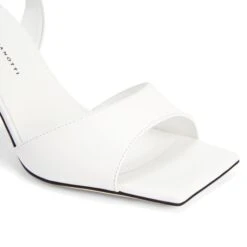 VESTAA-White-Sandals -Giuseppe Zanotti Shop E200069001 E 1