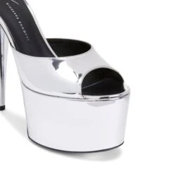 GZ AIDA-Silver-Sandals -Giuseppe Zanotti Shop E300023005 E 1 1