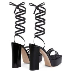 FLAVIENNE-Black-Sandals -Giuseppe Zanotti Shop E300036005 D 1 1