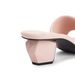 ROZALIE-Pink-Sandals -Giuseppe Zanotti Shop E300049003 E 1