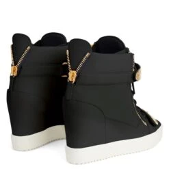 COBY WEDGE-Black-Wedges 8 COBY WEDGE-Black-Wedges -Giuseppe Zanotti Shop RS20048002 C 1