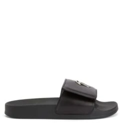 NEW BRETT-Black-Flats